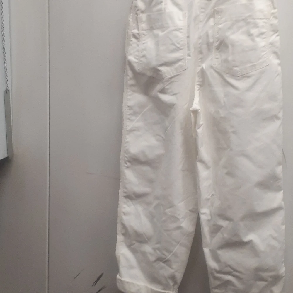 Wilfred Free White Pants Boyfriend Pants 28" Waist size 4 - Picture 6 of 8